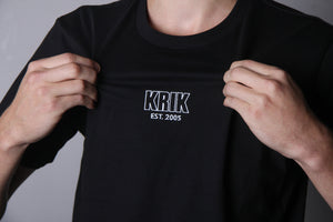 T-shirt Est. 2005 – svart